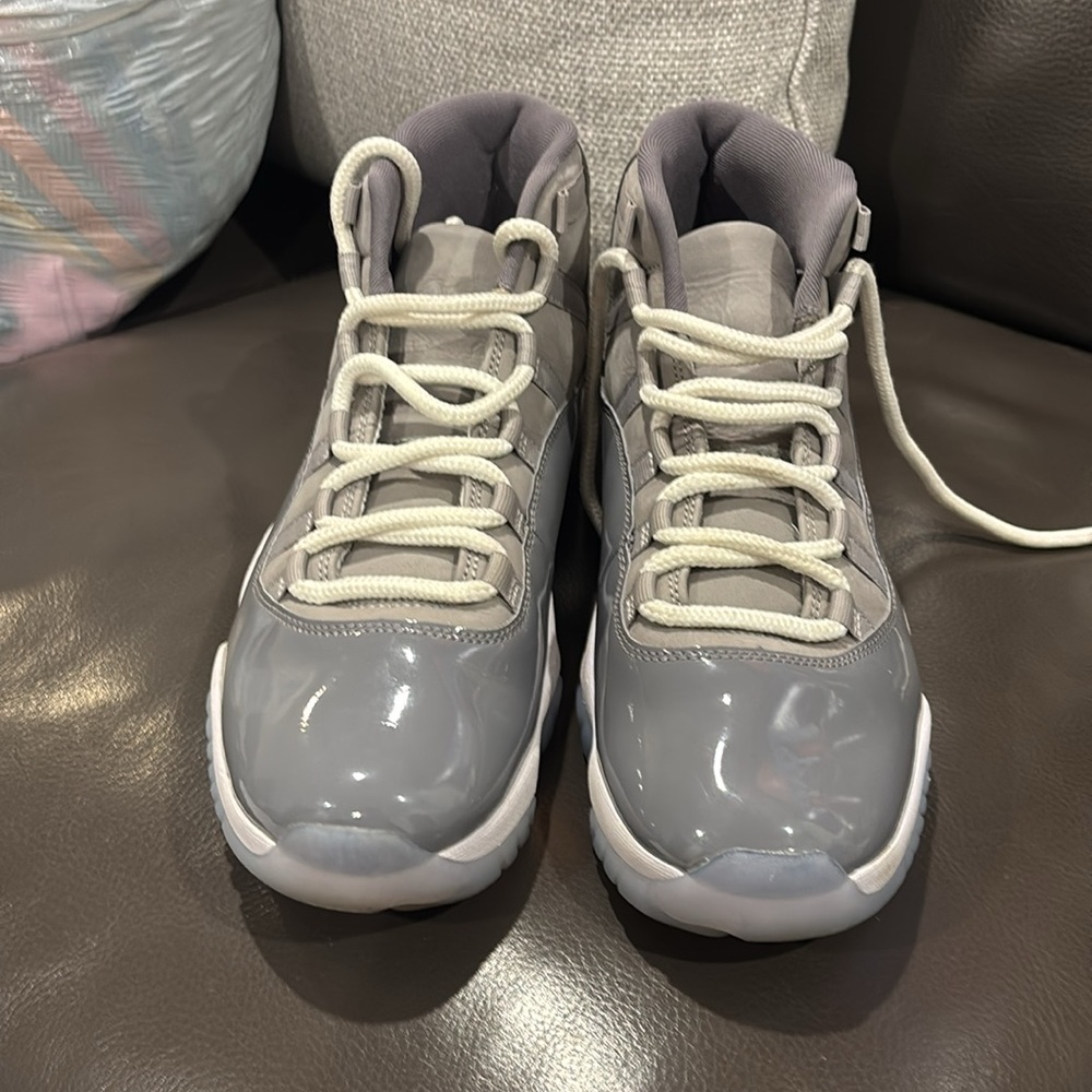 Jordan 11 retro cool gray worn once